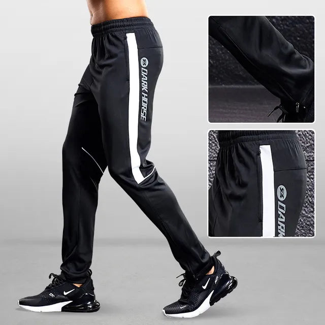 Men's Tapered Elasticated Joggers with Zip Pockets