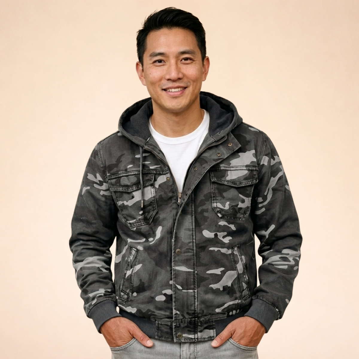 Men's Relaxed Hooded Cargo Utility Jacket