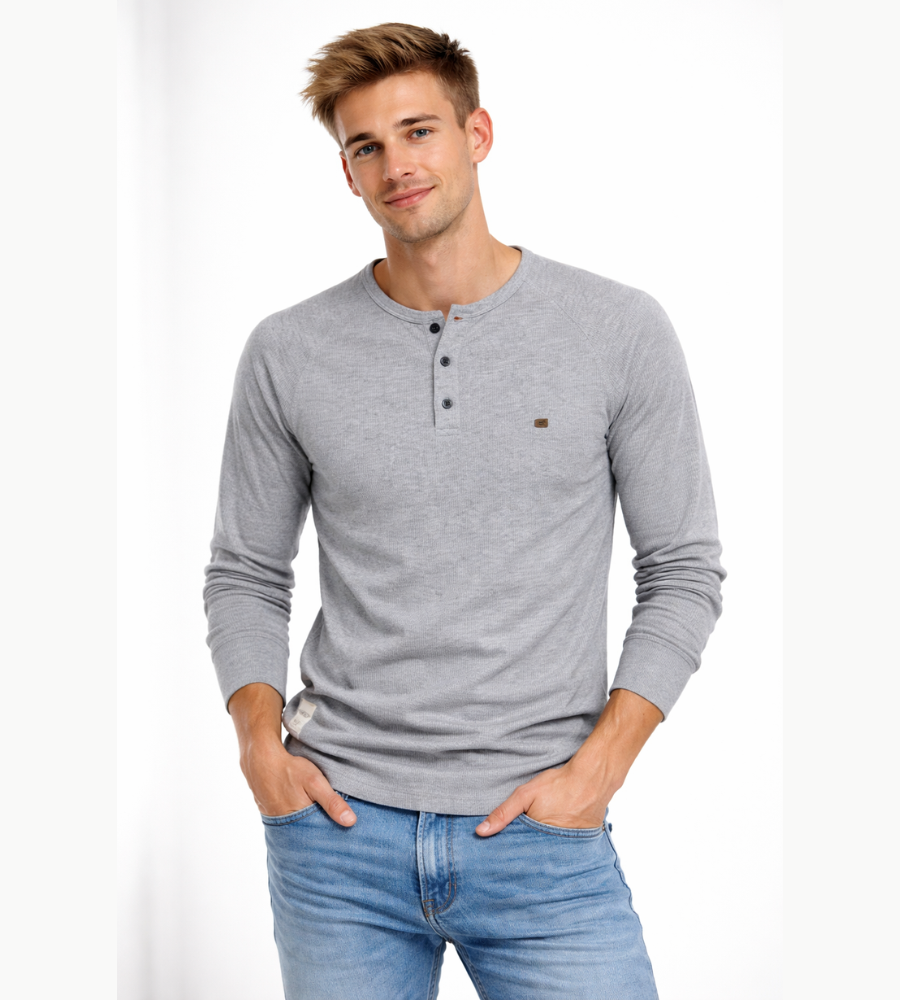 Men's Long Sleeve Buttoned Henley Top