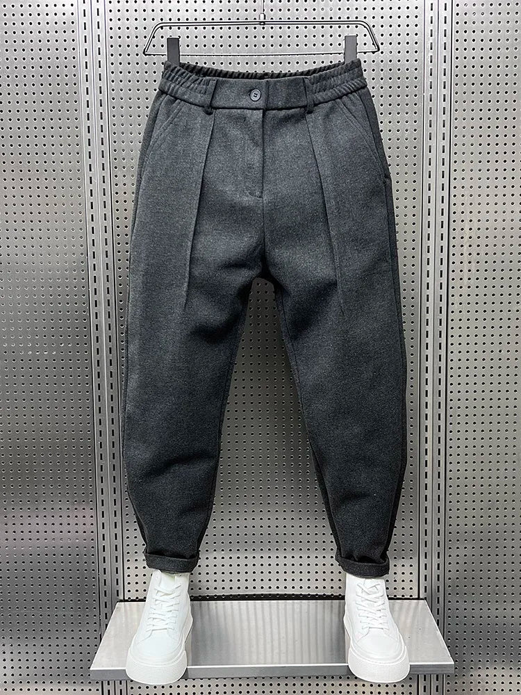 Men's Smart Relaxed Pleat-Front Tapered Trousers
