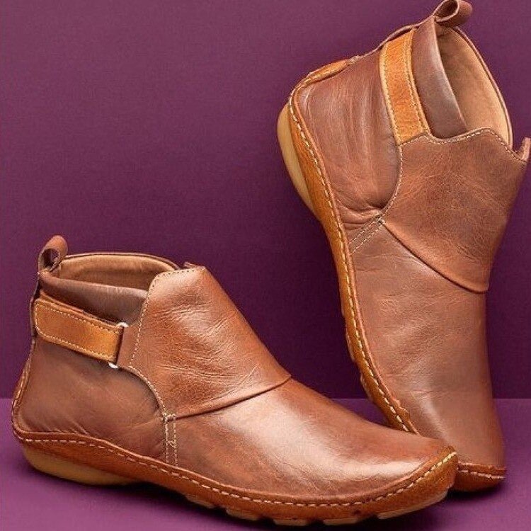 Women's Strap-Fastening Leather Ankle Boots