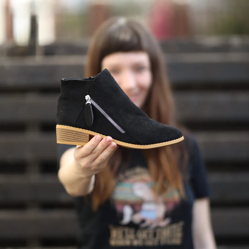 Women's Zip-Up Ankle Boots with Tassel Pull