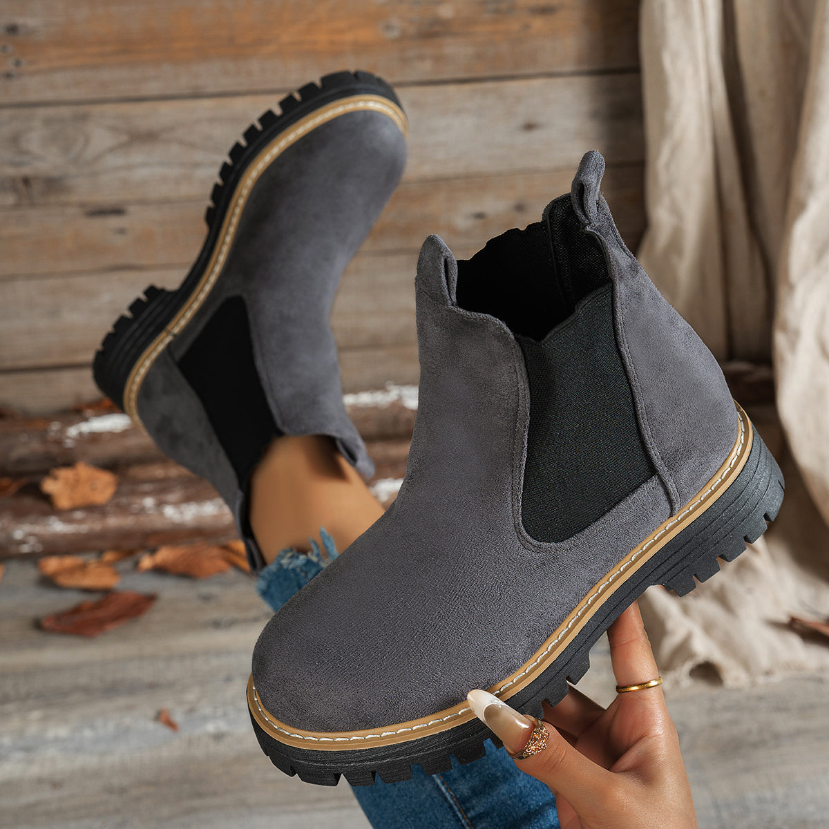 Women's Platform-Sole Chelsea Ankle Boots