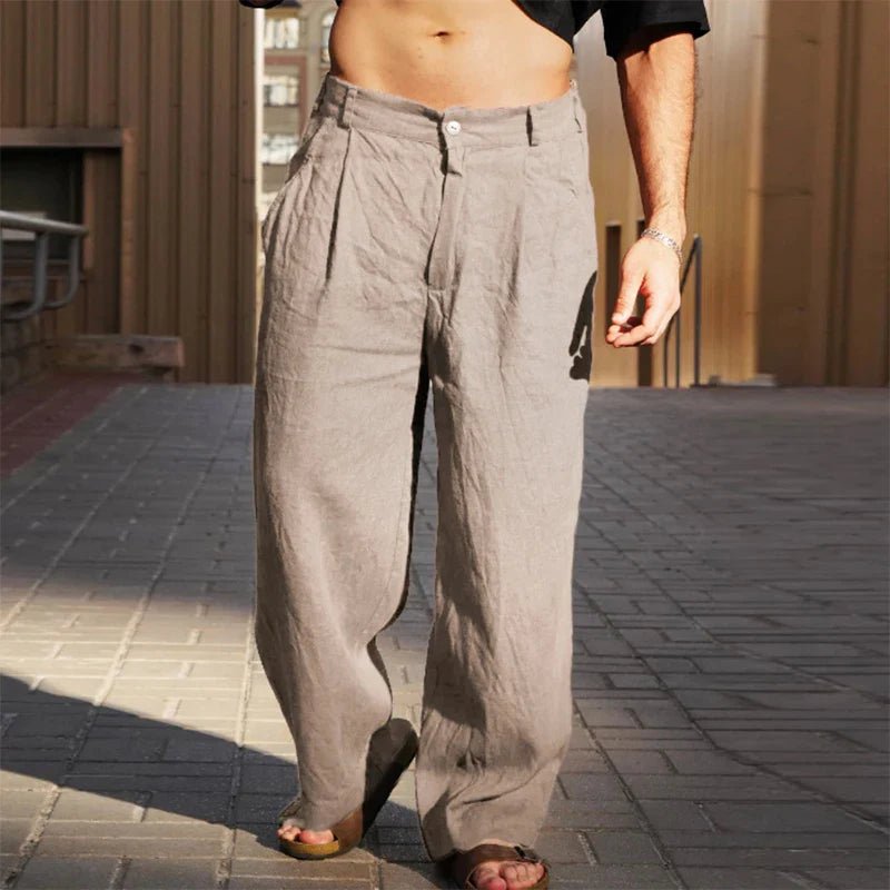 Men's Relaxed-Fit Pleat-Front Wide-Leg Trousers