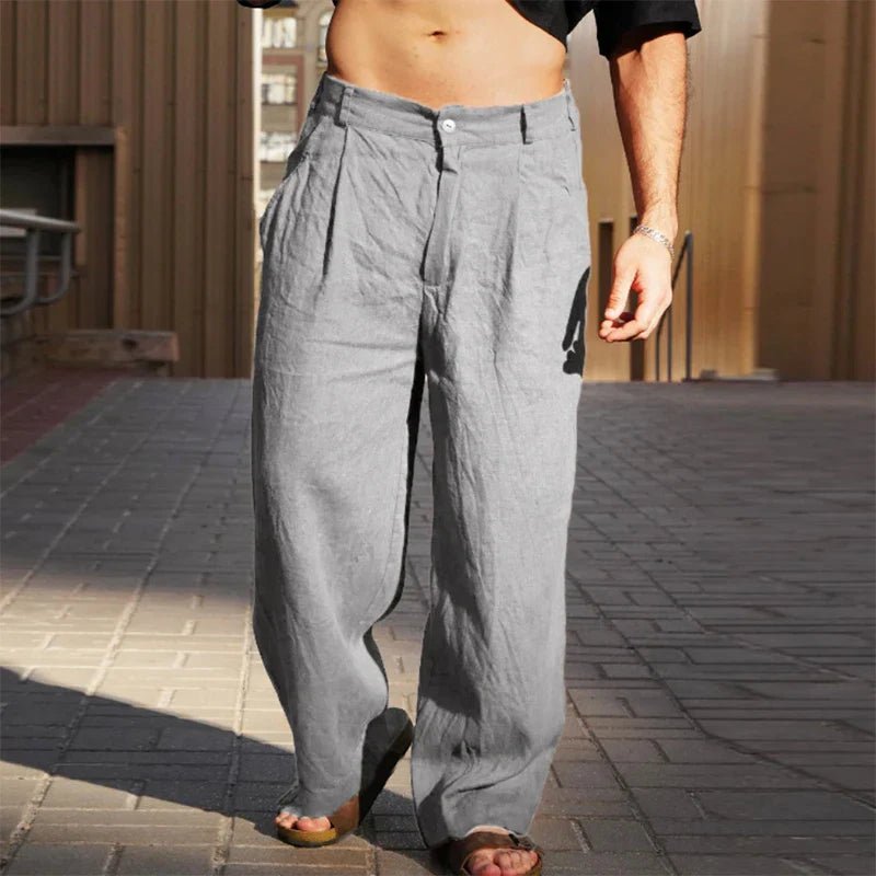 Men's Relaxed-Fit Pleat-Front Wide-Leg Trousers