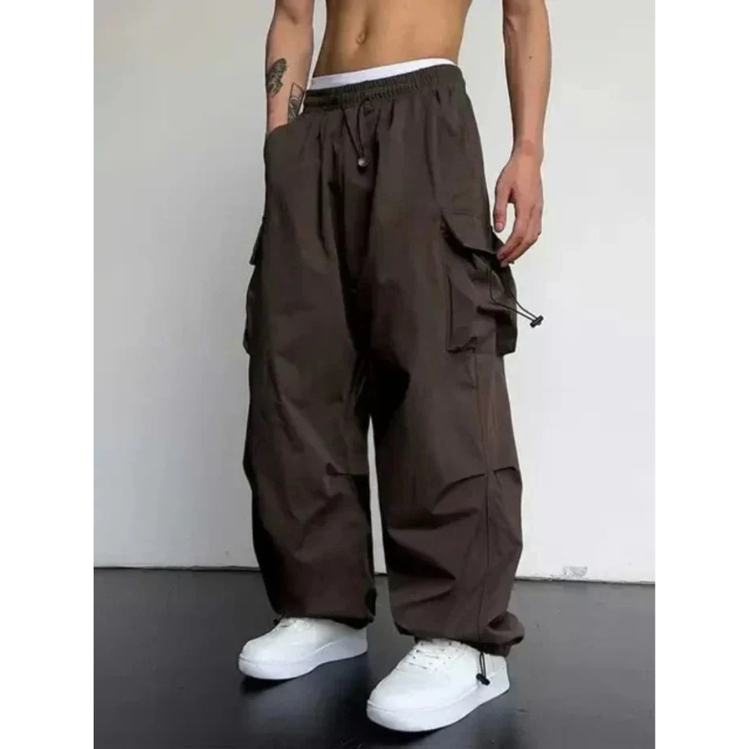 Men's Relaxed Utility Wide-Leg Cargo Trousers