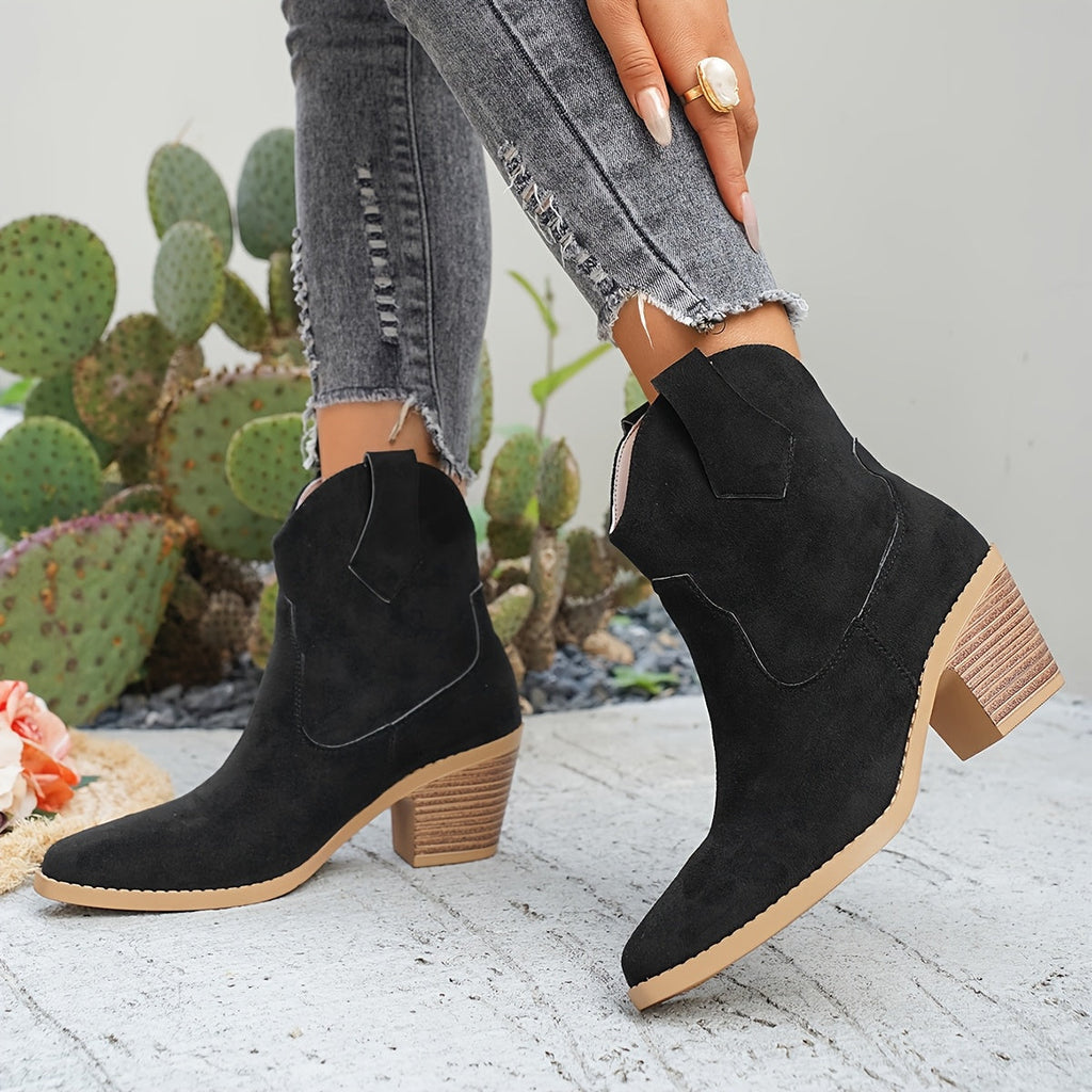 Women's Western-Style Pull-On Chelsea Boots