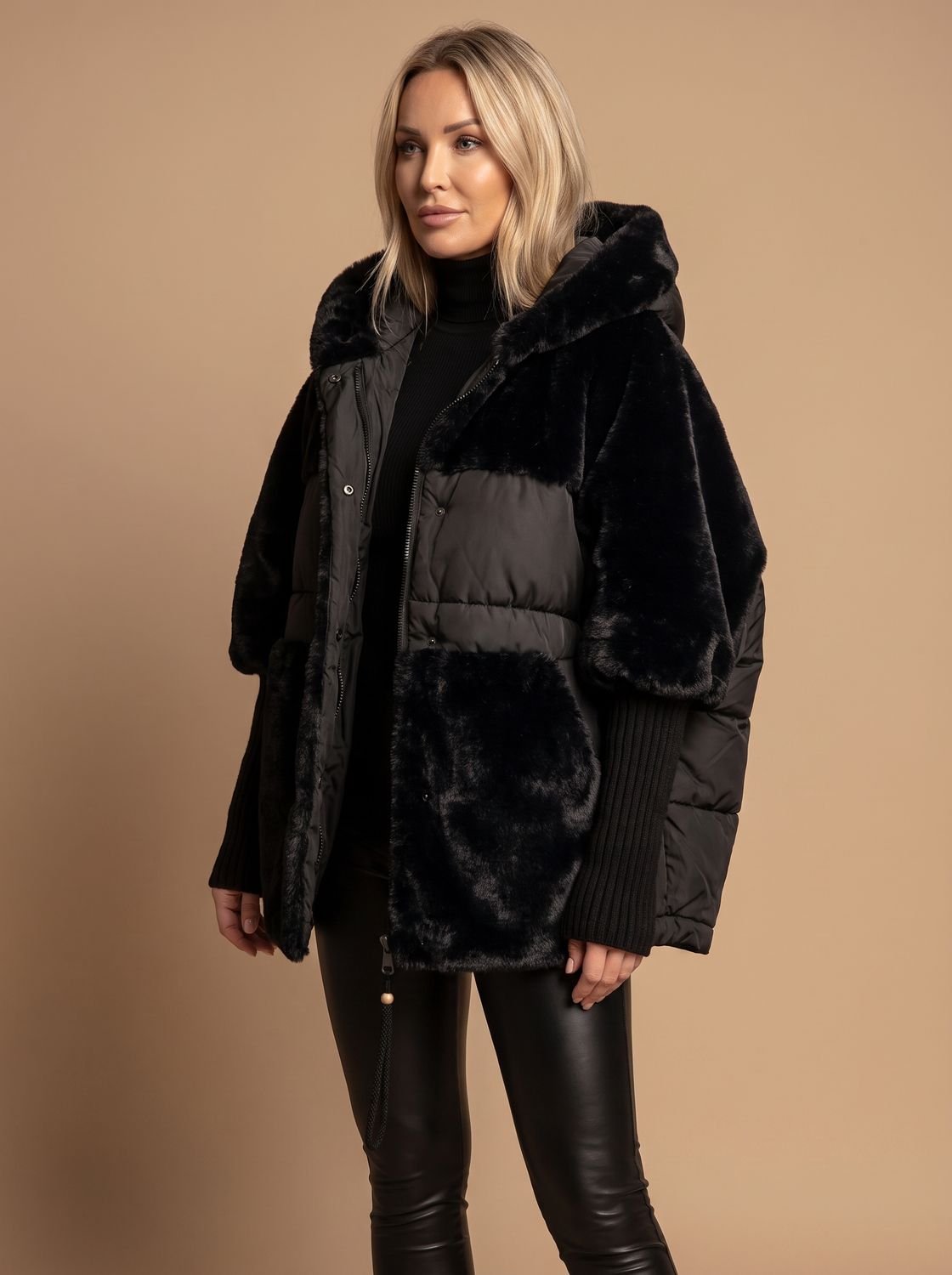 Women's Oversized Hooded Puffer Coat with Faux Fur