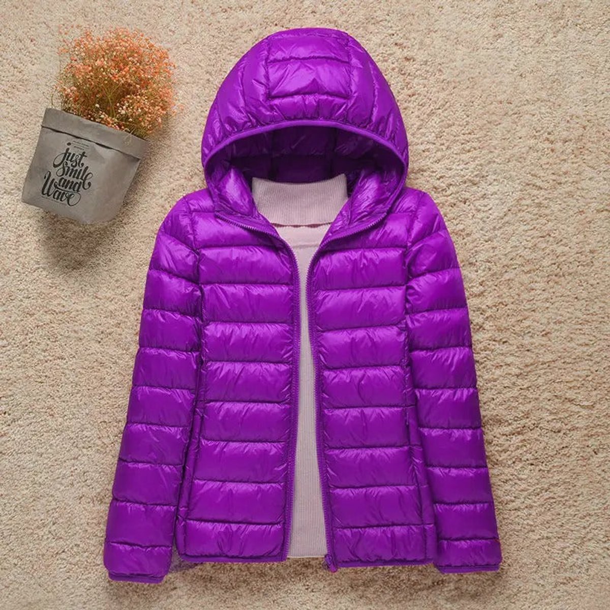 Women's Packable Lightweight Hooded Puffer