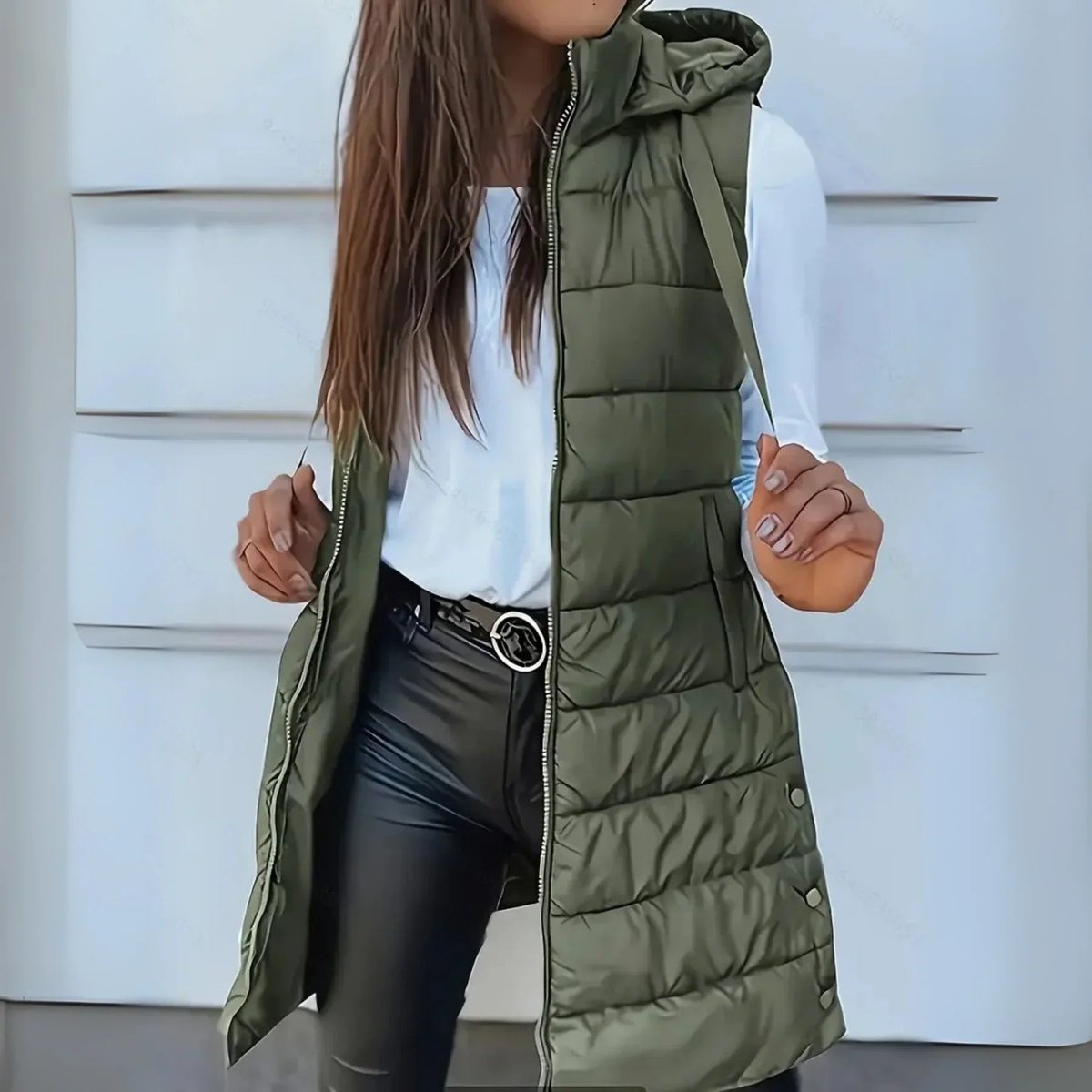 Women's Lightweight Hooded Longline Puffer Gilet