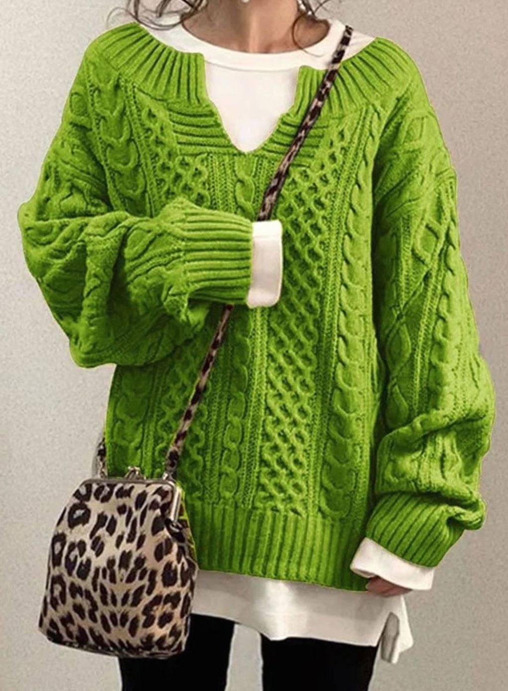 Women's V-Neck Oversized Cable Knit Pullover